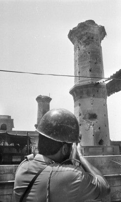 ६. ४ जून रोजी सुवर्ण मंदिर भागातील रामगढ़िया बंगा नामक इमारतीवर बॉम्ब हल्ला करण्यात आला.