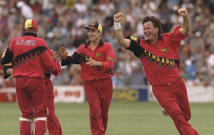 जेव्हा कुक्कुट पालन करणारा इंग्लंड संघाला पुरून उरला! वनडेमध्ये केली होती ऐतिहासिक कामगिरी..