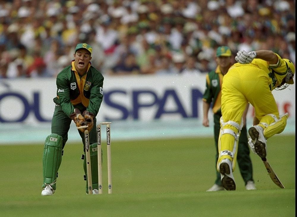 एका घटनेमुळे संपली क्रिकेट कारकिर्द; विकेटकिपिंगच्या बाबतीत धोनीला ही सोडतो मागे..