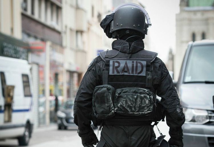 ५. फ्रेंच पोलीस युनिट (RAID), फ्रांस