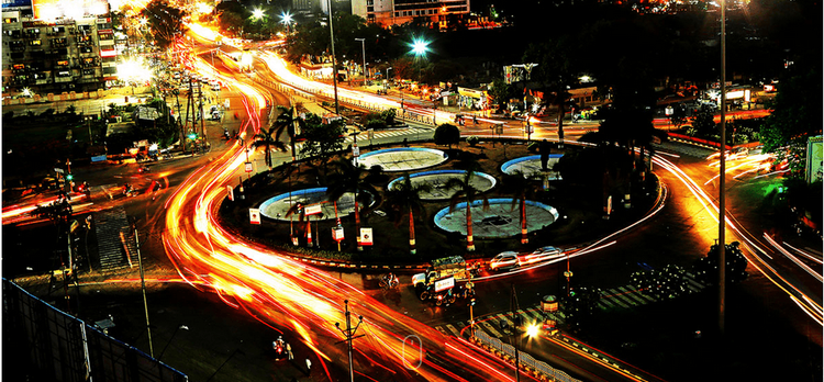 ८. इंदोर