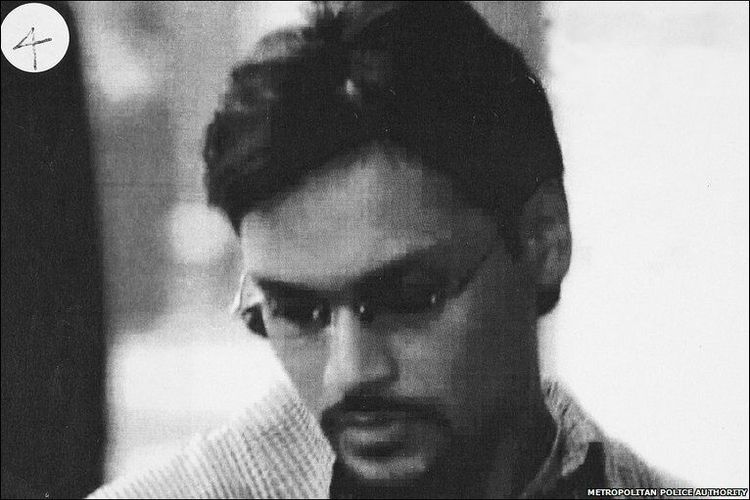 एअर माल्टामधला क्लार्क, धर्मांतर, भारतीय सैनिकांना कसे मारावे ते ९/११ चा कुप्रसिद्ध हल्ला..