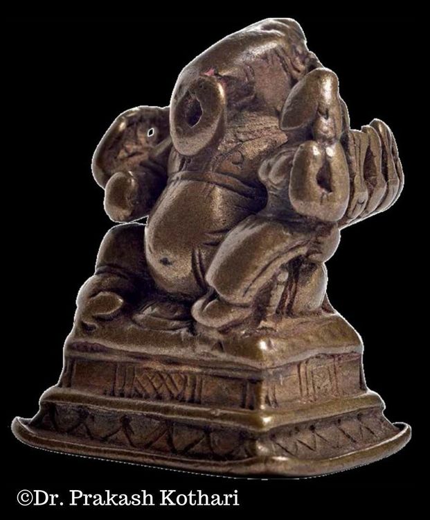 ७. दशभुजा गणपती