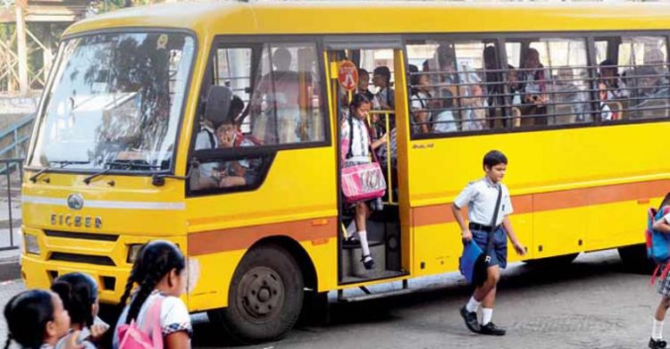 प्रत्येक पालकांना माहिती असावेत हे स्कूल बसचे नियम !!