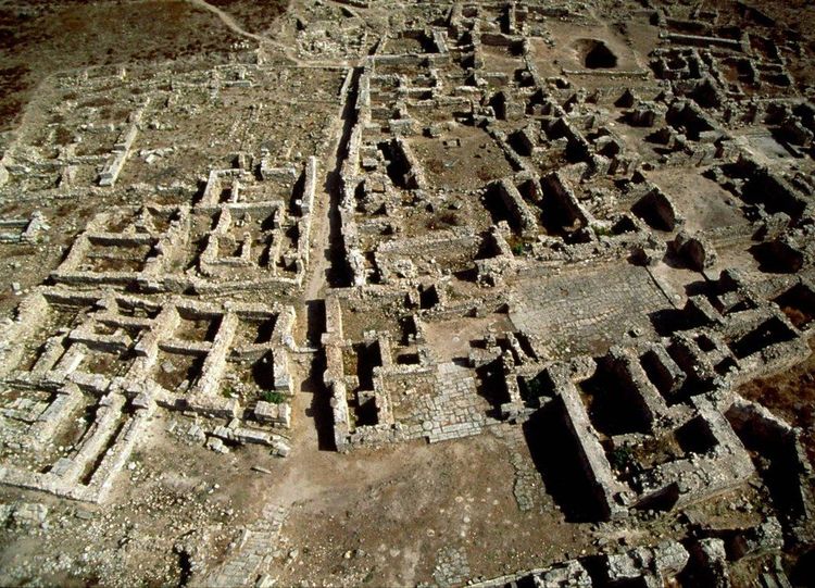 १. युग्रित सूर्यग्रहण