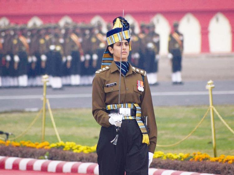 लष्कर दिनाच्या दिवशी या भारतीय महिला अधिकाऱ्याने कोणता नवीन इतिहास रचला?