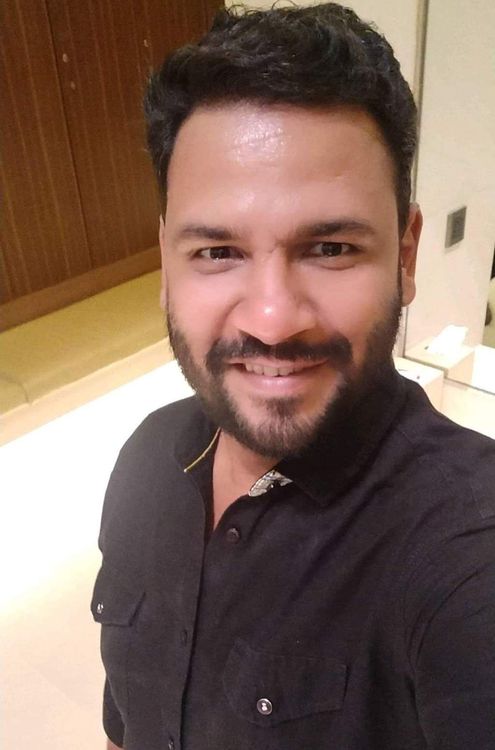 12) क्षितिज पटवर्धन