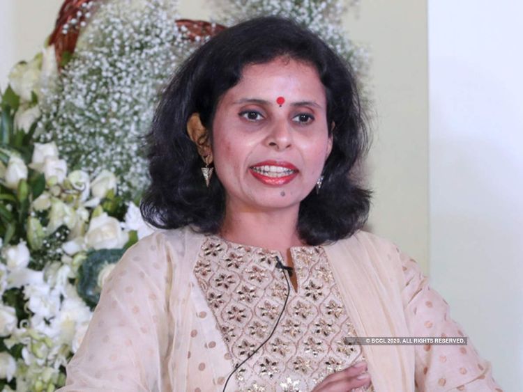 सध्या गुंजन काय करतात?