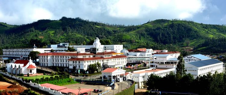 3) गुड शेफर्ड इंटरनॅशनल स्कूल, उटी