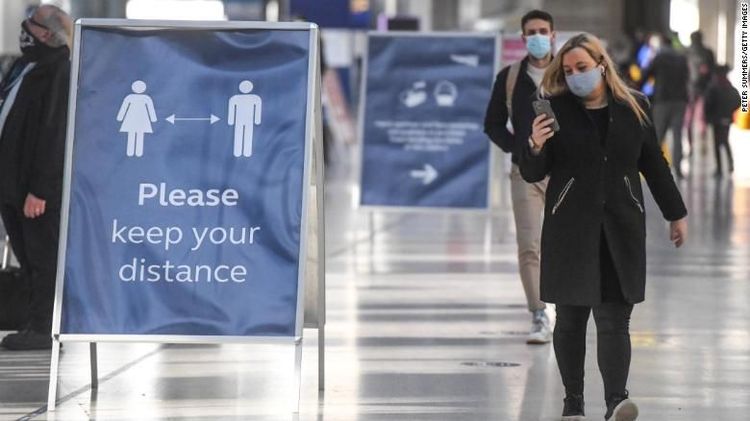 कोरोनाच्या नवीन रूपाने लंडनमध्ये आणीबाणी आणली आहे...वाचा सविस्तर माहिती !!