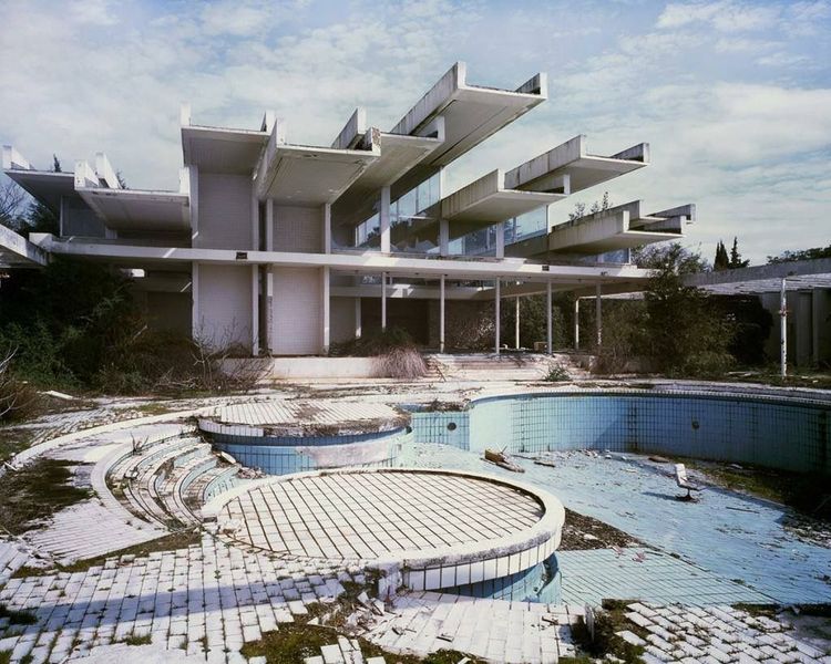 ६) हॅलुडूव्हो पॅलेस हॉटेल, क्रोएशिया