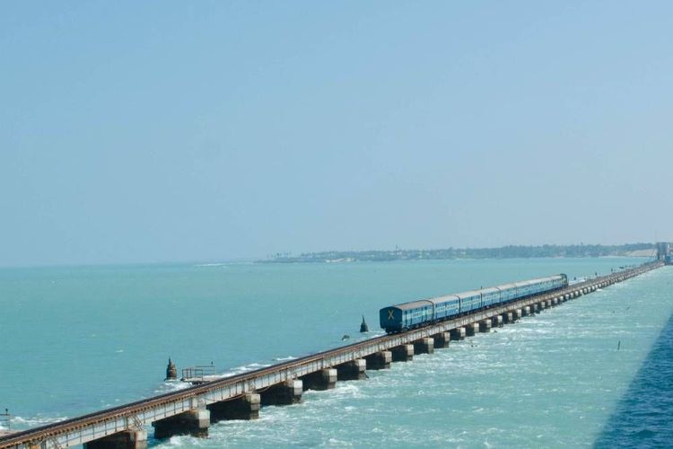 १. पंबन - रामेश्वरम रेल्वे मार्ग