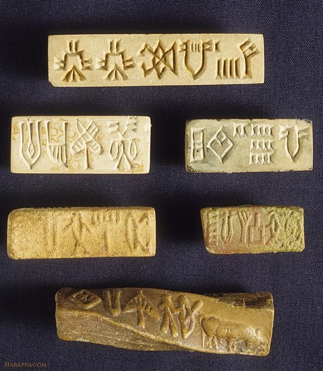 ११. मोजायची पट्टी (scale) -