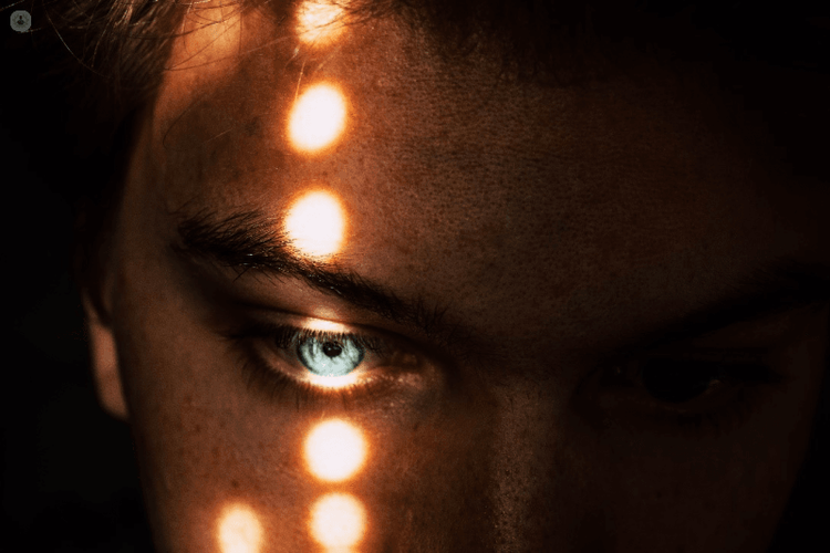 मोतीबिंदू शस्त्रक्रियेनंतर बसवलेले भिंग परत बदलावे लागते का?