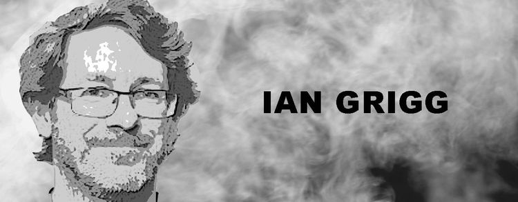 ४) इयान ग्रीग