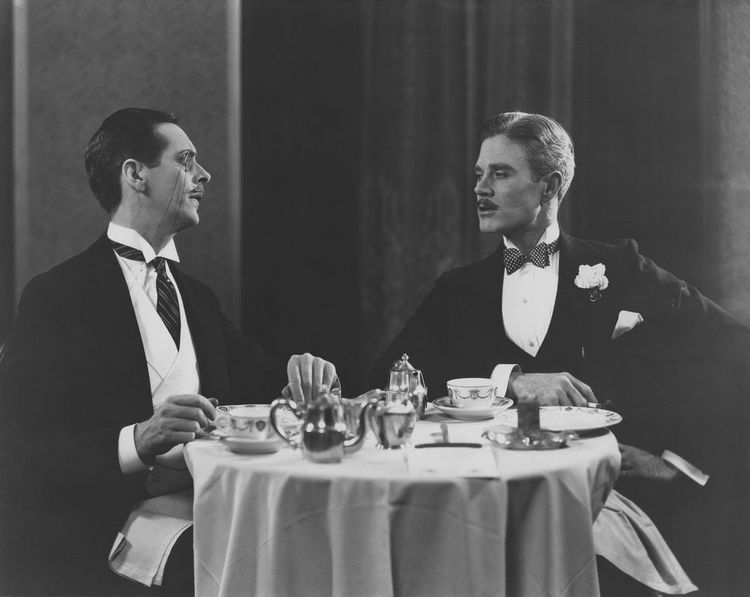 श्रीमंतीचे प्रतिक, दैवीशक्तीबद्दलची वल्गना ते आजचे टेबलक्लॉथ्स-नॅपकीन्सची जोडी!! टेबलक्लॉथ्सचा हा सारा इतिहास जाणून घ्यायलाच हवा!!