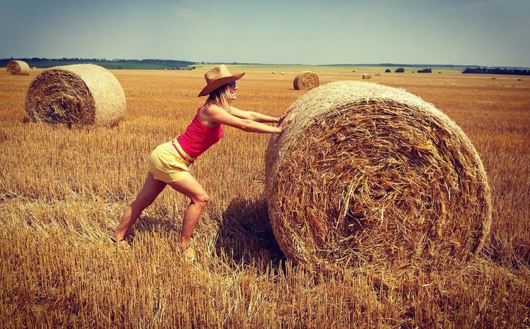 युक्रेनबद्दल तुम्हांला या ९ गोष्टी खचितच माहित नसतील!! युरोपाचे ब्रेडबास्केट, विमानउत्पादन आणि बरंच काही आहे इथे!!