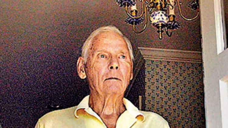 ३. वॉरन अँडरसन (युनियन कार्बाइड)