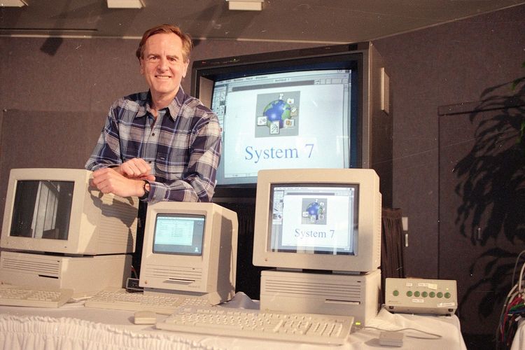 ४. जॉन स्कली (ॲपल)