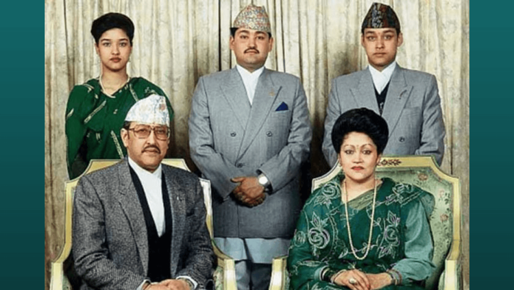 नेपाळच्या राजघराण्यातलं हत्याकांड, ९ शक्यता वर्तवल्या जातात, पण अद्याप सत्य कुणालाच माहित नाही!!