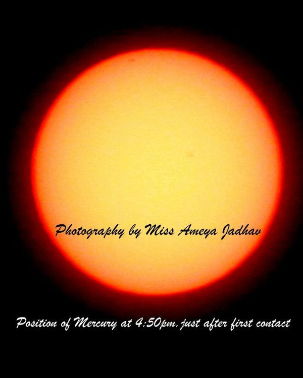 सूर्यावरती चमकला बुधग्रह: दहा वर्षांनी जुळून आला हा खगोलीय योगायोग