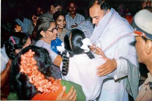 २. राजीव गांधी हत्या