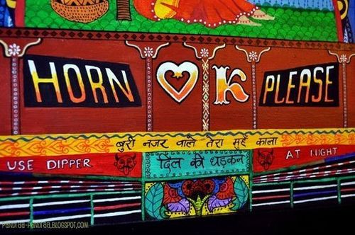 प्रत्येक ट्रकच्या मागे 'Horn Ok Please' का लिहिलेलं असतं ? माहित आहे का भाऊ ?