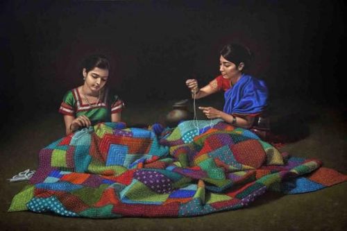 गोधडी शिवणार्‍या ग्रामीण स्त्रिया