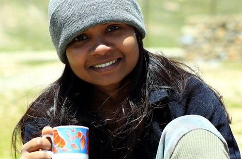 ३. नीलिमा वाळ्ळंगी