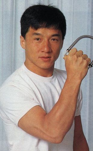 १. जॅकी त्याचं खरं नांव नाही. 