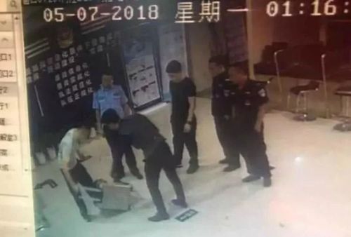 ब्रेकअपसाठी तिने मागितले तब्बल एवढे पैसे ? रक्कम बघून तुमचा विश्वास बसणार नाही !!