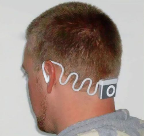 १३. अॅॅपलवाल्यांनी नंतर सत्कार केला असेल याचा !!