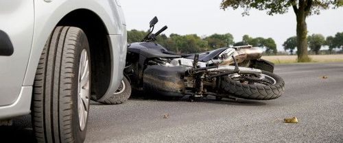 एक वर्षांपूर्वी जसे वडील वारले त्याच पद्धतीने झाला या मुलीचा मृत्यू 