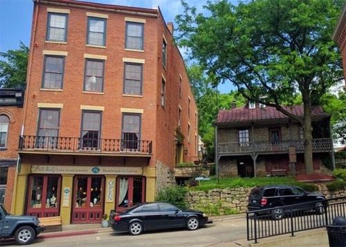 पाच सेकंदात या चित्रात लपलेला घोडा शोधा, फक्त 3% लोकच हे करू शकतात