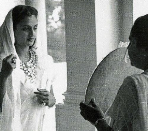 ५. बडोद्याच्या महाराणी सितादेवी यांचा हिऱ्याचा हार 