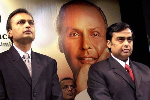 ९. अनिल अंबानी आणि मुकेश अंबानी यांच्यातील भाऊबंदकी