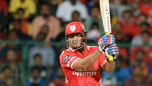 ५. वीरेंद्र सेहवाग