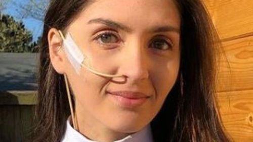 या मुलीने तिला आईवर उपचार करणाऱ्या डॉक्टरवर तिला जन्माला घातल्याबद्दल केस केली आहे!!