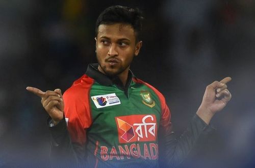 टी -२० WC स्पर्धेत या गोलंदाजांचा राहिलाय बोलबाला! पाहा सर्वाधिक गडी बाद करणारे टॉप - ५ गोलंदाज..