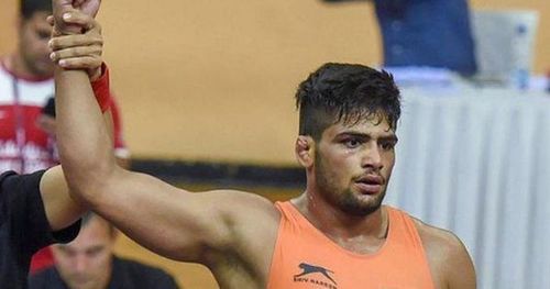 शेतकऱ्याने कर्ज काढून मुलाला बनवलं पैलवान! मुलाने वर्ल्ड चॅम्पियनशिप स्पर्धेत रचला इतिहास...