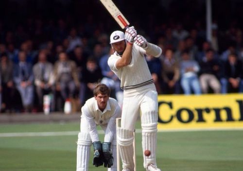 क्रिकेटमधील अजब गजब घटना! जेव्हा समालोचक आणि पत्रकार उतरले न्यूझीलंडसाठी फिल्डींग करायला...